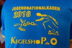 das Trainings-Shirt