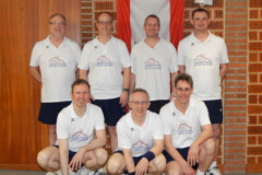 <b>Union Oberschöneweide III</b><br/>
(Aufsteiger Saison 2017/18)<br/>
Hinten von links: Lutz Schulze, André Gräfe, André Lück und André Dolgner<br/>
Vorne von links: Stefan Gortner, Carsten Sturm und Uwe Zentgraf
