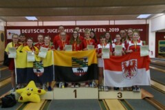 <b>Mannschaft weiblich U18</b><br>
2. Platz KKBV Harz (3366 Holz)<br>
1. Platz KKV Stendal (3404 Holz)<br>
3. Platz KFV Havelland (3324 Holz)