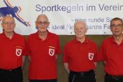 Schiedsrichter (von links):<br>
Klaus-Dieter Mattusek, Harro Dieckmann,<br>
Ulf Trum und Paul-Joachim Barckholtz