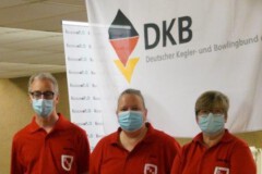 Die Schiedsrichter (v.l.)<br>Rainer Malz, Britta Hain und Sabine Willprecht