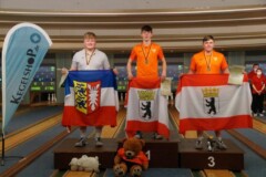 <b>Einzel U18 männlich</b><br>
2. Platz Niklas Kröger (VSK Stormarn)<br>
1. Platz Lucas Scheffler (Berliner SKV)<br>
3. Platz Kristoph Napp (Berliner SKV)