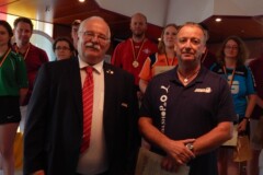 DBKV-Sportwart Herren Andreas Siemon erhält von Frank Ziegler das Verdienstabzeichen des DKB in Silber
