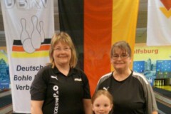 v.l. 2. DBKV-Jugendwartin Andrea Schultz, Rebecca Hähnel und Karin Hübner