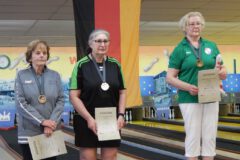 <b>Einzel Damen C</b><br>
2. Platz Anna Röhrig (SK Langenfeld)<br>
2. Platz Monika Schultze (SKV Greste)<br>
1. Platz Elke Lucht (Verein Fallingbosteler Kegler)