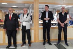 v.l.n.r.:<br>Dieter Arnold (DBKV-Präsident)<br>Dieter Prenzel (Ehrenpräsident des DKB)<br>Mark Gerdes (Bürgermeister der Stadt Cuxhaven)<br>Rüdiger Sauer (Vorsitzender des Kreissportbundes)