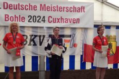 <b>Einzel Damen B</b><br>
2. Platz Antje Sandrock-Semmler (Cuxhavener Sportkegler-Vereinigung)<br>
1. Platz Ute Wachtendorf (Bremer KV)<br>
3. Platz Silke Schulz (Cuxhavener Sportkegler-Vereinigung)