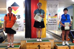<b>Einzel Damen B</b><br>
2. Platz Aranka Teetz (Berliner SKV)<br>
1. Platz Ute Wachtendorf (SG Weser)<br>
3. Platz Manuela Bartels (KV Landkreis Rostock)